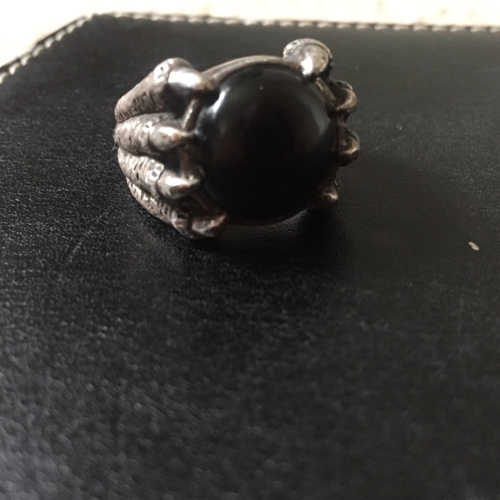 ONYX RING